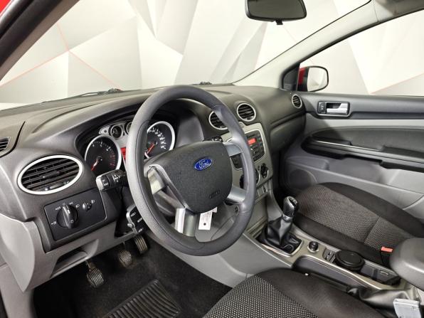 Ford Focus II Рестайлинг с пробегом 2010 года, цена 415 000 рублей, 248648 км, хэтчбек, Автокод Объявления