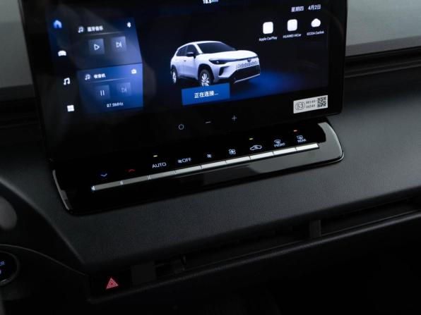 Toyota Corolla Cross I Рестайлинг с пробегом 2025 года, цена 4 177 434 рубля, 114 км, внедорожник, Автокод Объявления