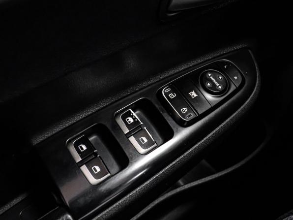 Kia Rio IV с пробегом 2017 года, цена 1 099 000 рублей, 185015 км, седан, Автокод Объявления