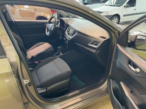 Hyundai Solaris II Рестайлинг с пробегом 2021 года, цена 1 470 000 рублей, 71480 км, седан, Автокод Объявления