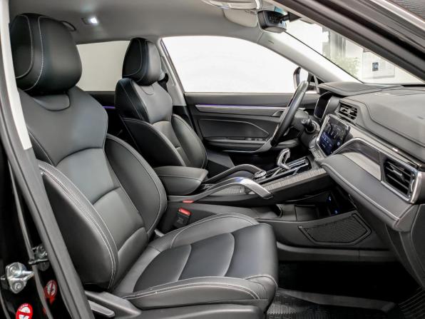 Geely Atlas Pro с пробегом 2023 года, цена 2 450 000 рублей, 41200 км, внедорожник, Автокод Объявления