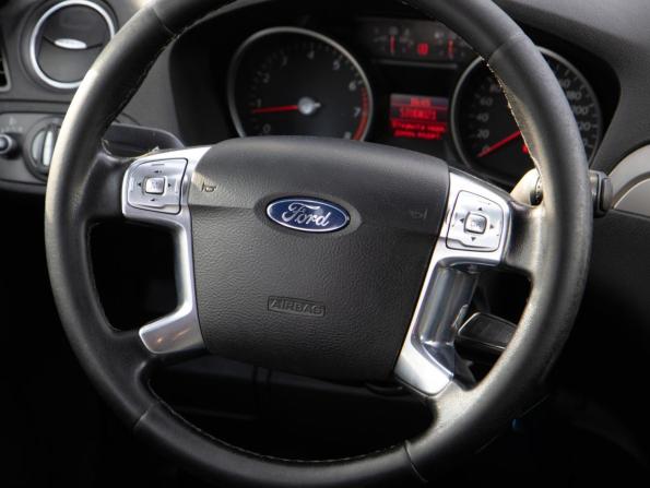 Ford Galaxy II Рестайлинг с пробегом 2011 года, цена 848 000 рублей, 386481 км, минивэн, Автокод Объявления