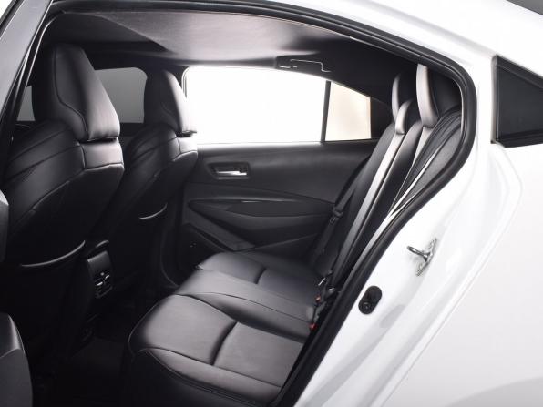 Toyota Levin XII (E210) с пробегом 2022 года, цена 1 764 995 рублей, 62383 км, седан, Автокод Объявления