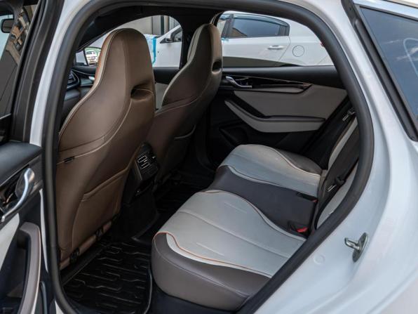 BYD Qin Plus I с пробегом 2023 года, цена 2 730 000 рублей, 34990 км, седан, Автокод Объявления