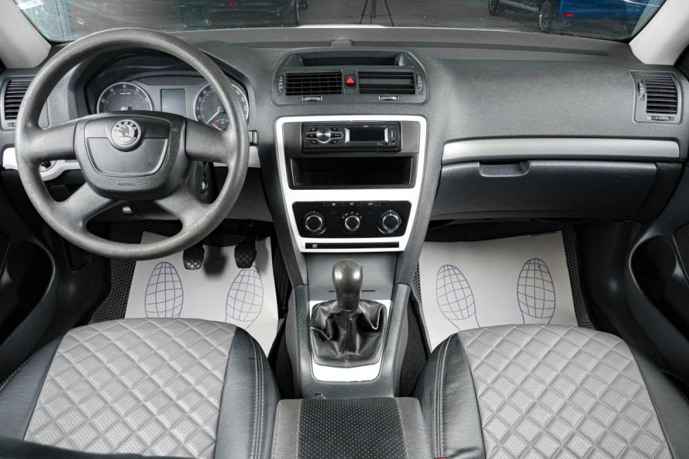 Skoda Octavia II (A5) Рестайлинг Тюмень  - изображение 13