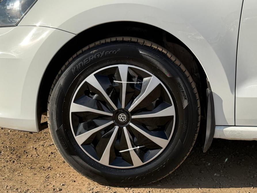 Volkswagen Polo V Рестайлинг Набережные Челны  - изображение 12