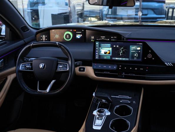 Changan UNI-K с пробегом 2023 года, цена 2 490 000 рублей, 45900 км, внедорожник, Автокод Объявления