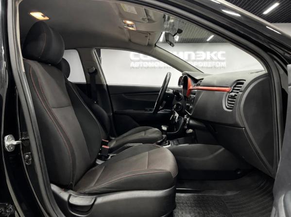 Kia Rio IV Рестайлинг с пробегом 2020 года, цена 1 690 000 рублей, 100640 км, хэтчбек, Автокод Объявления
