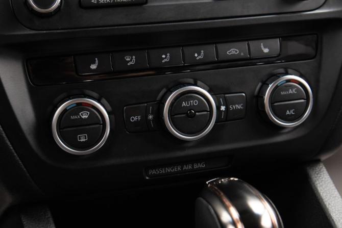 Volkswagen Jetta VI с пробегом 2012 года, цена 859 000 рублей, 224556 км, седан, Автокод Объявления