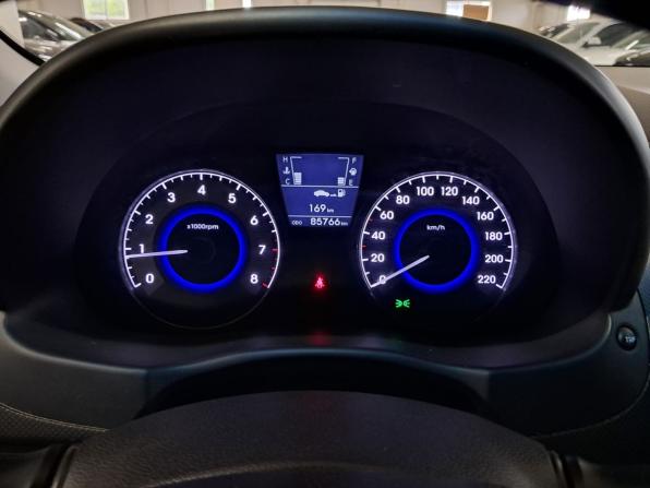 Hyundai Solaris I с пробегом 2014 года, цена 890 000 рублей, 85770 км, седан, Автокод Объявления