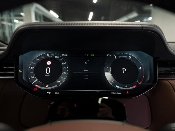 Land Rover Range Rover V с пробегом 2025 года, цена 25 300 000 рублей, 50 км, внедорожник, Автокод Объявления