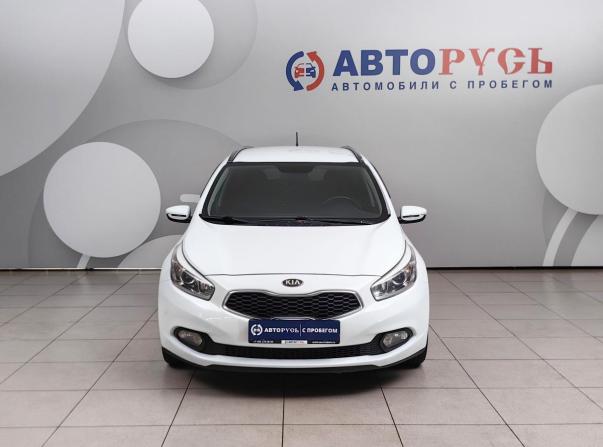 Kia Ceed II с пробегом 2013 года, цена 764 000 рублей, 285175 км, универсал, Автокод Объявления
