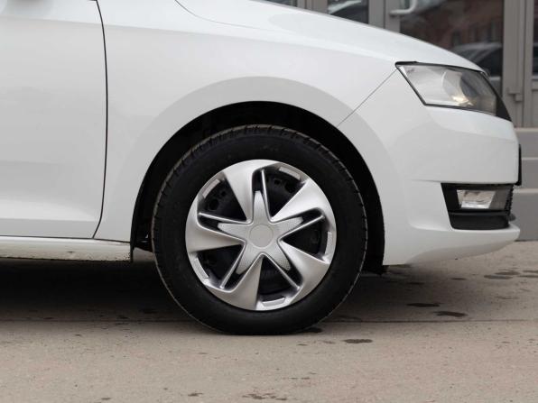 Skoda Rapid I Рестайлинг с пробегом 2018 года, цена 1 040 000 рублей, 124539 км, лифтбек, Автокод Объявления