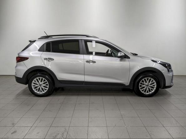 Kia Rio IV Рестайлинг с пробегом 2021 года, цена 1 870 000 рублей, 63873 км, хэтчбек, Автокод Объявления