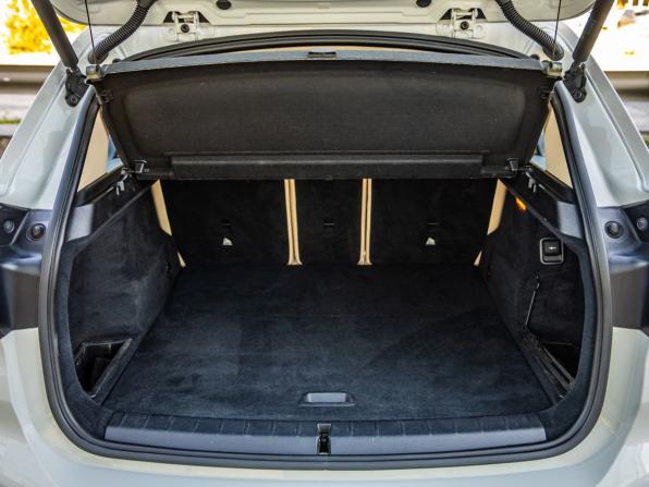 BMW X1 II (F48) с пробегом 2016 года, цена 1 858 000 рублей, 96542 км, внедорожник, Автокод Объявления