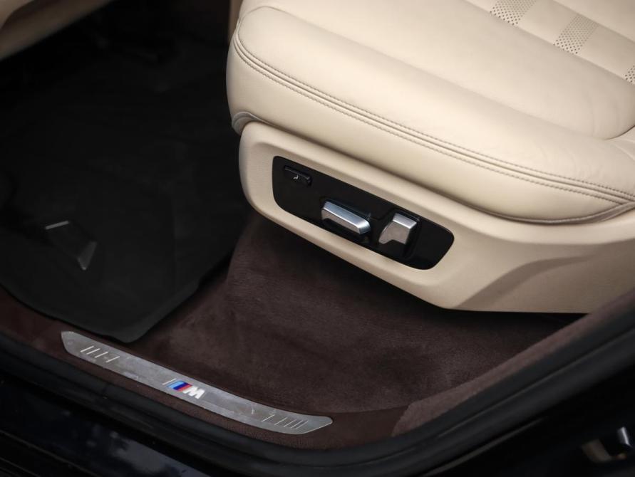 BMW X7 I (G07) Санкт-Петербург  - изображение 29