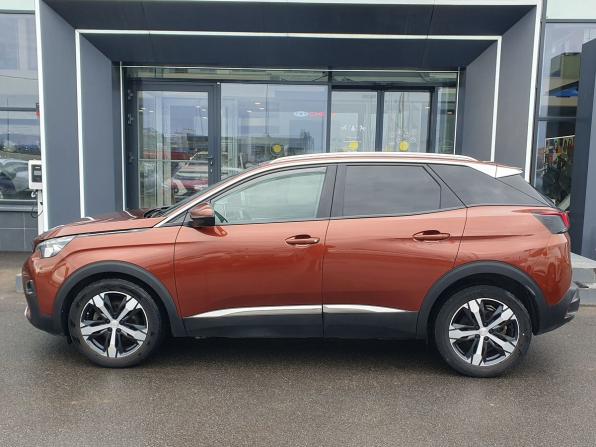 Peugeot 3008 II с пробегом 2018 года, цена 1 795 000 рублей, 74000 км, внедорожник, Автокод Объявления
