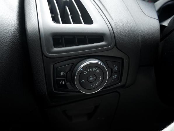 Ford Focus III с пробегом 2015 года, цена 729 000 рублей, 205347 км, хэтчбек, Автокод Объявления