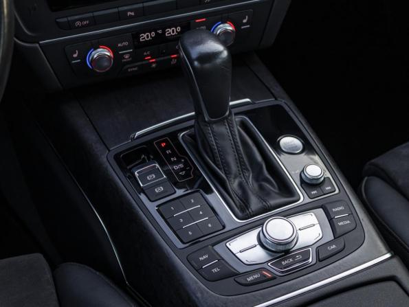 Audi A6 IV (C7) Рестайлинг с пробегом 2017 года, цена 2 870 000 рублей, 31407 км, седан, Автокод Объявления