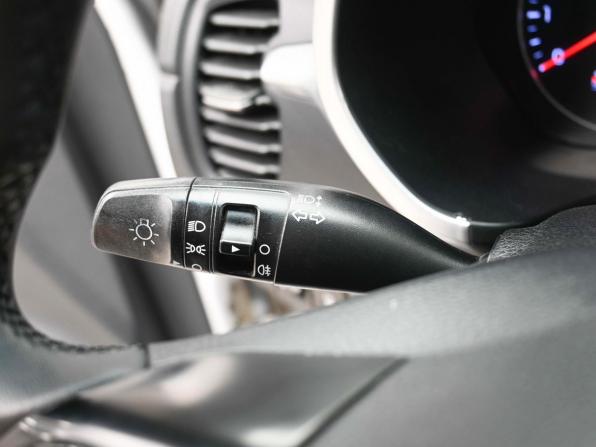 Kia Rio IV Рестайлинг с пробегом 2021 года, цена 1 449 000 рублей, 58490 км, седан, Автокод Объявления