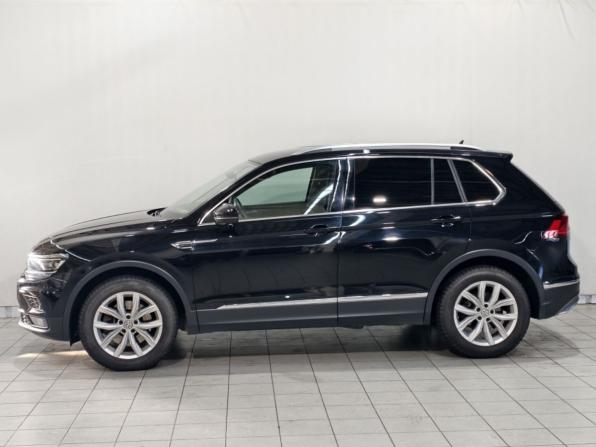 Volkswagen Tiguan II с пробегом 2019 года, цена 3 095 000 рублей, 159283 км, внедорожник, Автокод Объявления