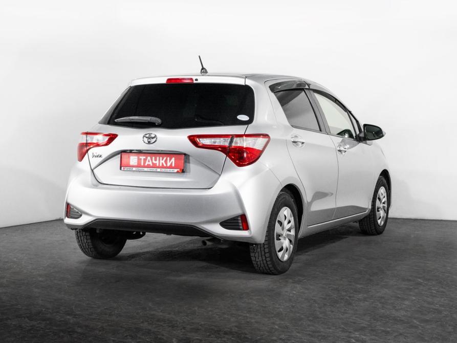 Toyota Vitz III (XP130) Рестайлинг 2 Иркутск  - изображение 3