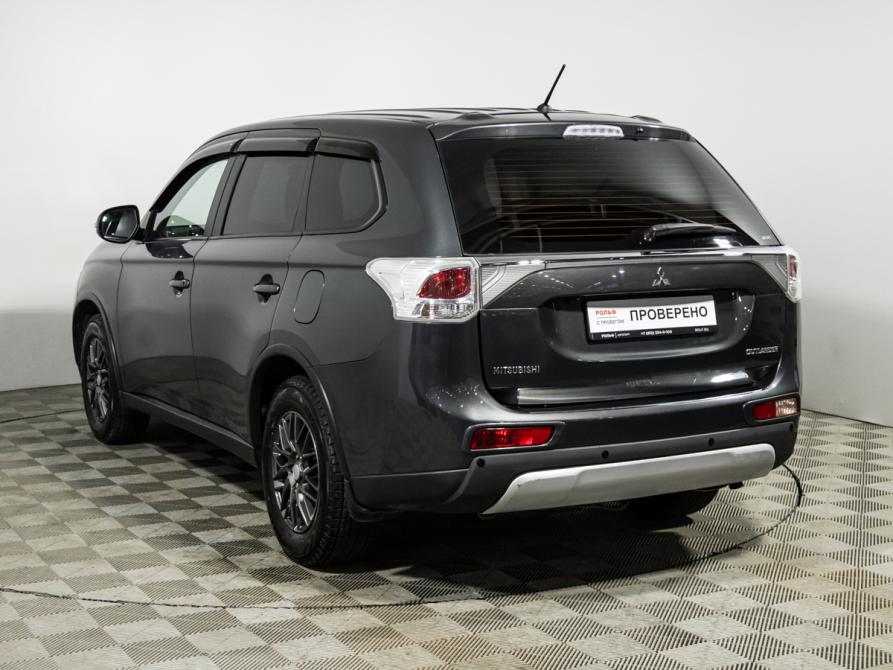 Mitsubishi Outlander III Рестайлинг Санкт-Петербург  - изображение 7
