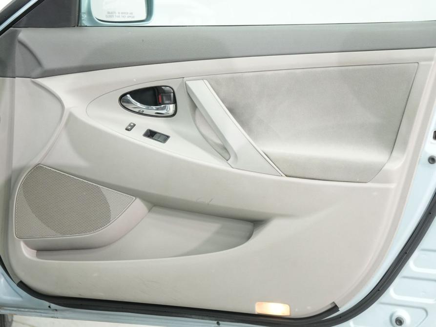 Toyota Camry VI (XV40) Новосибирск  - изображение 15