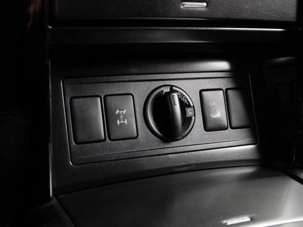 Toyota Land Cruiser Prado 150 Series Рестайлинг 1 с пробегом 2017 года, цена 4 450 000 рублей, 66610 км, внедорожник, Автокод Объявления