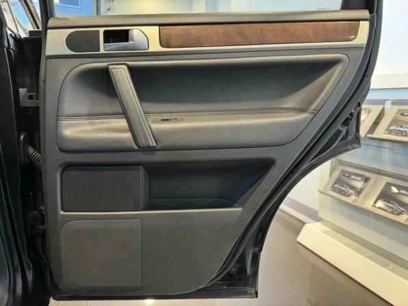 Volkswagen Touareg I Рестайлинг с пробегом 2007 года, цена 1 340 000 рублей, 169216 км, внедорожник, Автокод Объявления