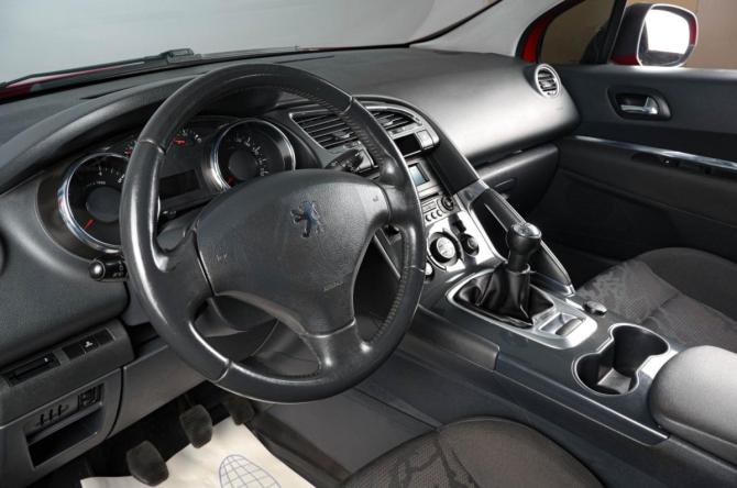 Peugeot 3008 I с пробегом 2012 года, цена 689 000 рублей, 169000 км, внедорожник, Автокод Объявления