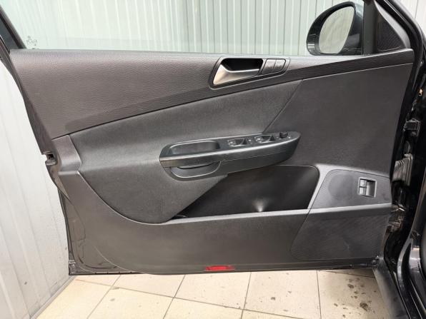 Volkswagen Passat B6 с пробегом 2010 года, цена 769 000 рублей, 285018 км, седан, Автокод Объявления