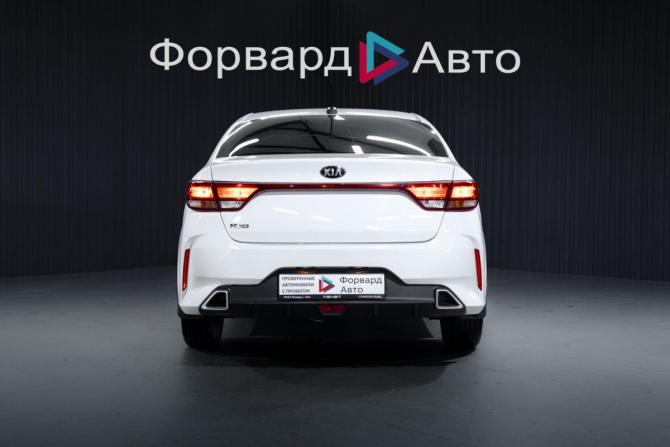 Kia Rio IV Рестайлинг с пробегом 2021 года, цена 1 549 900 рублей, 62904 км, седан, Автокод Объявления