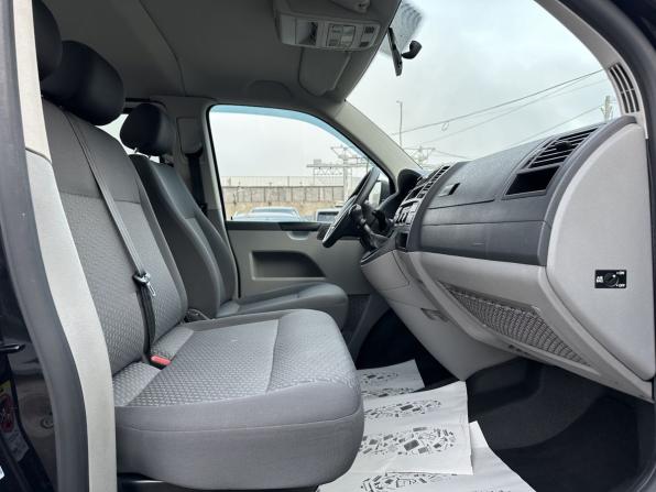 Volkswagen Caravelle T5 Рестайлинг с пробегом 2013 года, цена 2 470 000 рублей, 163000 км, минивэн, Автокод Объявления