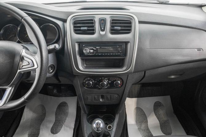Renault Logan II Рестайлинг с пробегом 2020 года, цена 809 000 рублей, 232000 км, седан, Автокод Объявления
