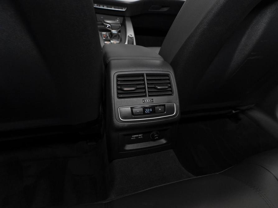 Audi A4 V (B9) Рестайлинг Москва  - изображение 13