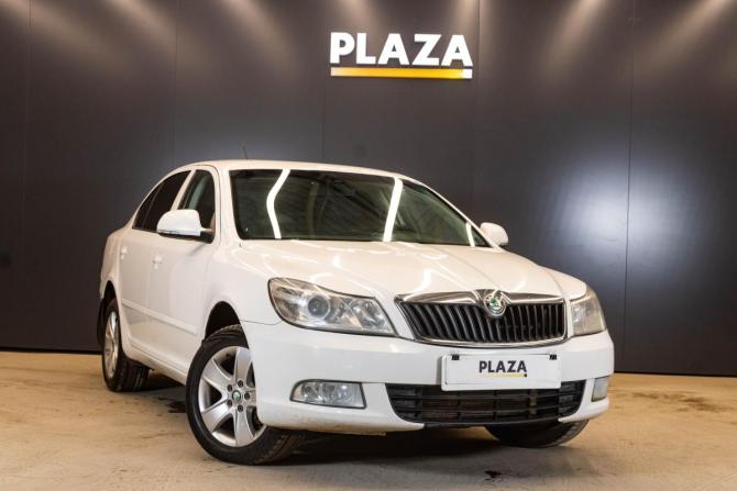 Skoda Octavia II (A5) Рестайлинг с пробегом 2011 года, цена 759 000 рублей, 272070 км, лифтбек, Автокод Объявления