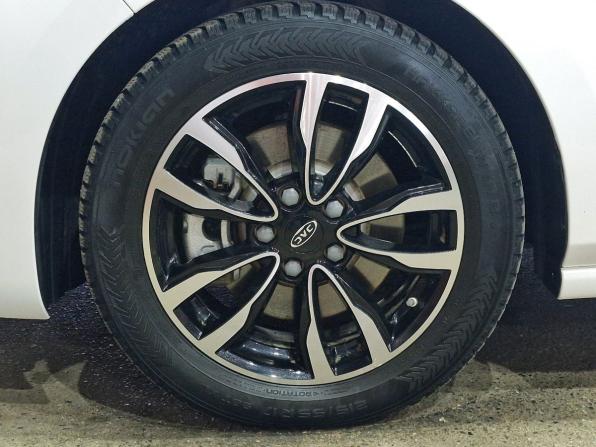 JAC J7 I с пробегом 2023 года, цена 1 330 000 рублей, 16876 км, лифтбек, Автокод Объявления