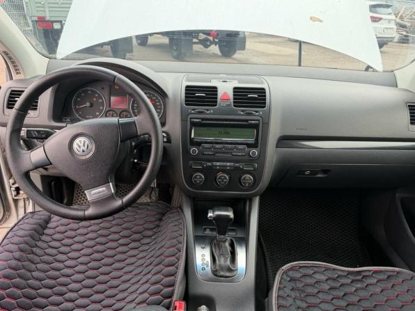 Volkswagen Golf V с пробегом 2008 года, цена 585 000 рублей, 245585 км, хэтчбек, Автокод Объявления