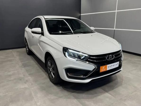Lada (ВАЗ) Vesta I Рестайлинг (NG) с пробегом 2023 года, цена 1 404 000 рублей, 9000 км, седан, Автокод Объявления
