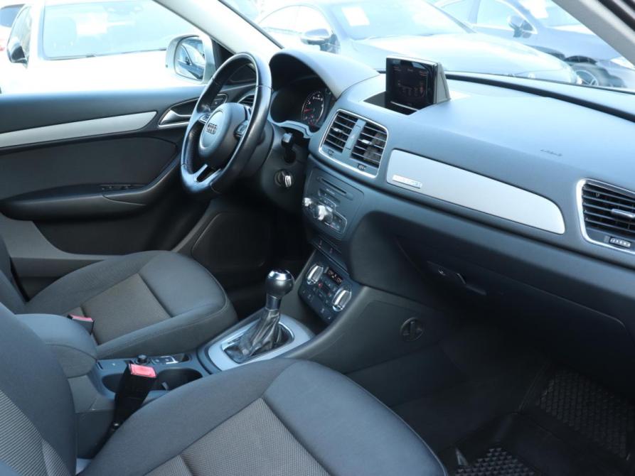 Audi Q3 I (8U) Москва  - изображение 10