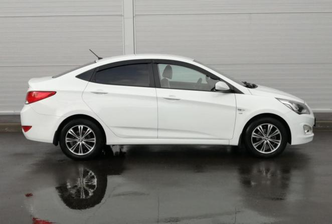 Hyundai Solaris I Рестайлинг с пробегом 2015 года, цена 1 058 400 рублей, 112128 км, седан, Автокод Объявления
