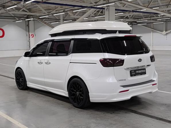 Kia Carnival III с пробегом 2016 года, цена 2 769 000 рублей, 126567 км, минивэн, Автокод Объявления
