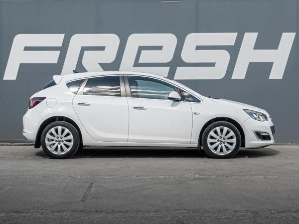 Opel Astra J Рестайлинг с пробегом 2013 года, цена 969 000 рублей, 134650 км, хэтчбек, Автокод Объявления