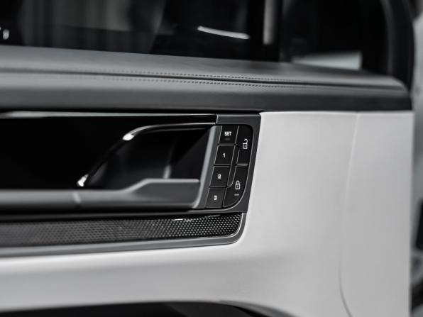 Новый Porsche Cayenne III Рестайлинг 2025 года, цена 19 022 100 рублей, внедорожник, Автокод Объявления