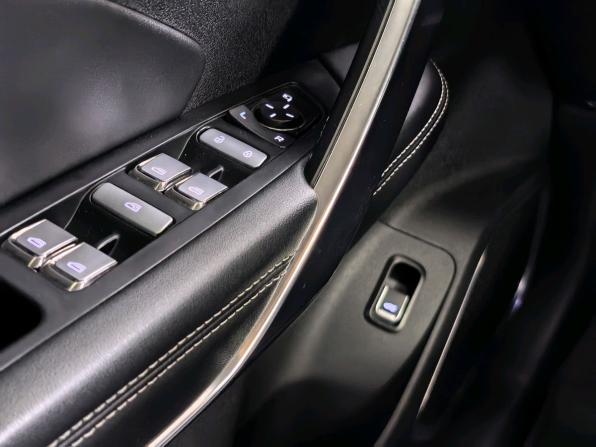 Geely Atlas Pro с пробегом 2021 года, цена 1 820 000 рублей, 76357 км, внедорожник, Автокод Объявления