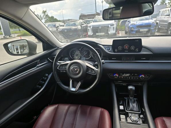 Mazda 6 III (GJ) Рестайлинг 2 с пробегом 2022 года, цена 3 029 000 рублей, 50792 км, седан, Автокод Объявления