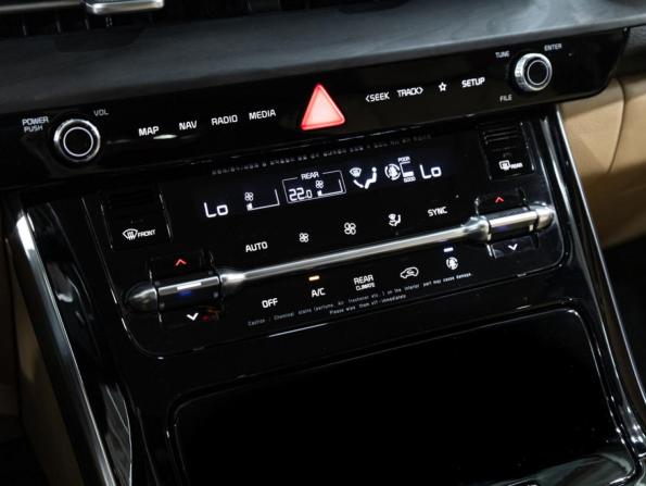 Kia Carnival IV с пробегом 2021 года, цена 4 299 700 рублей, 40889 км, минивэн, Автокод Объявления