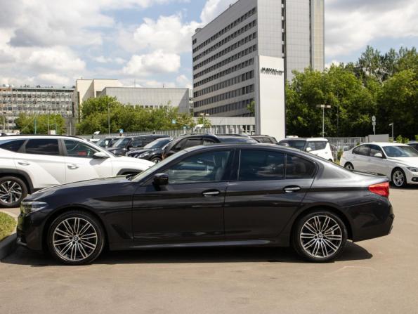 BMW 5 серии VII (G30/G31/G38) с пробегом 2018 года, цена 4 990 000 рублей, 53387 км, седан, Автокод Объявления