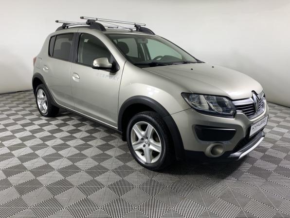Renault Sandero II с пробегом 2016 года, цена 969 000 рублей, 96348 км, хэтчбек, Автокод Объявления